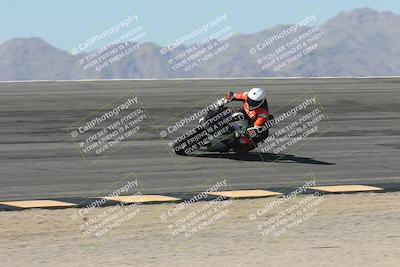 media/Oct-13-2025-Moto Forza (Mon) [[a66d839500]]/4-C Group/Session 2 (Bowl)/